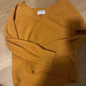 Old Navy Women's V-Neck Sweater in Mustard